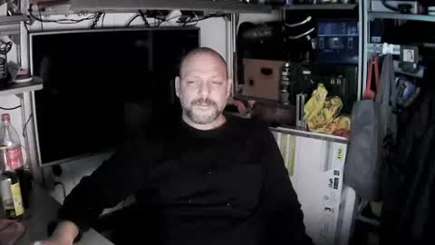 Kosta online show from 27, 1, 2025