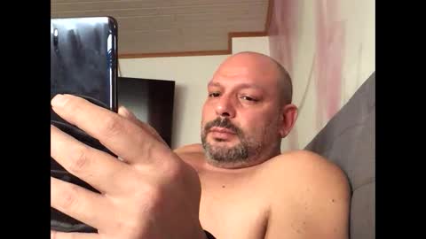 Kosta online show from 10, 2, 2025