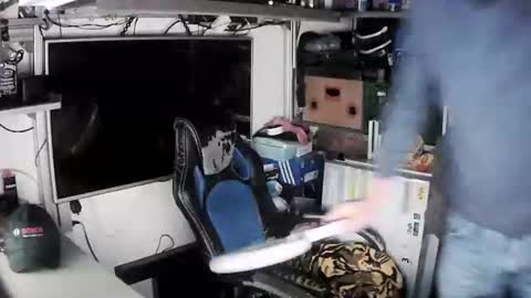 Kosta online show from 23, 2, 2025