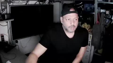 Kosta online show from 9, 3, 2025