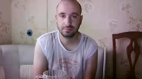 Snapshot of kostua31 chatting on 5, 10, 2025 kvg-1994 online show from 5, 10, 2025