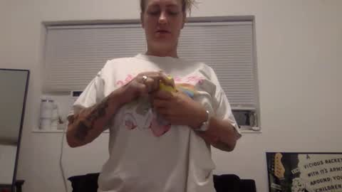 koyoteej online show from 13, 3, 2026