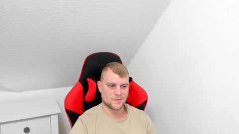 Snapshot of kozik1992 chatting on 2, 12, 2024 Bartek online show from 2, 12, 2024