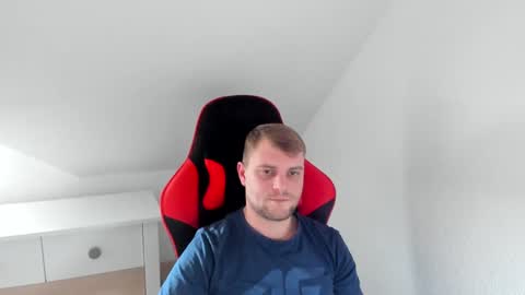 Snapshot of kozik1992 chatting on 7, 2, 2025 Bartek online show from 7, 2, 2025