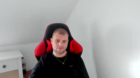 Snapshot of kozik1992 chatting on 18, 10, 2025 Bartek online show from 18, 10, 2025