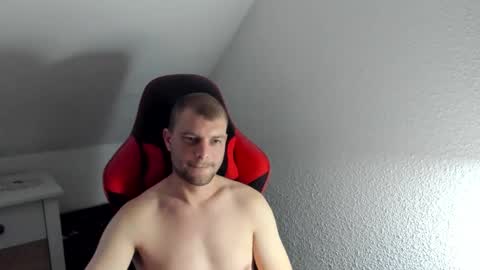 Snapshot of kozik1992 chatting on 18, 12, 2025 Bartek online show from 18, 12, 2025