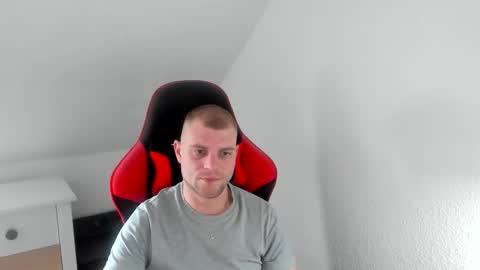 Snapshot of kozik1992 chatting on 6, 2, 2026 Bartek online show from 6, 2, 2026