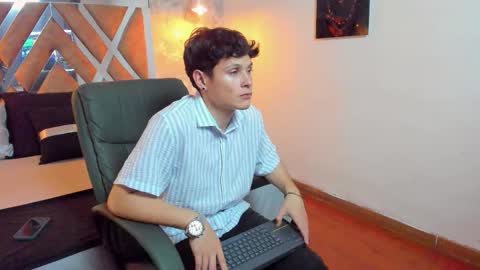 Snapshot of kraven_lust chatting on 25, 9, 2025 Kraven online show from 25, 9, 2025