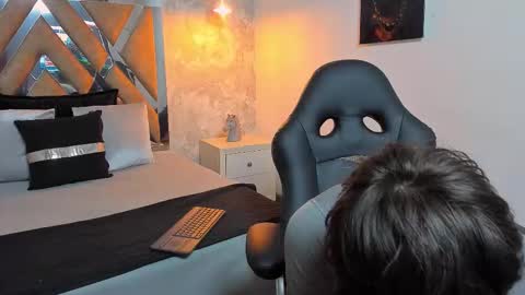Snapshot of kraven_lust chatting on 24, 10, 2025 Kraven online show from 24, 10, 2025
