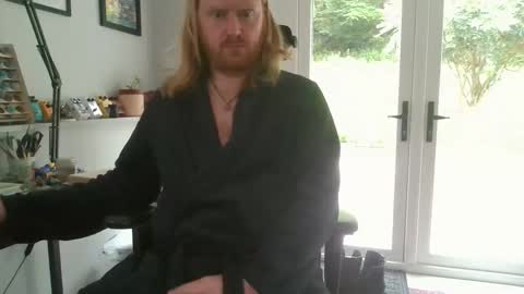 kreestafa182285 online show from 10, 5, 2026