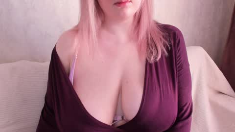 KrisRus online show from 4, 1, 2025