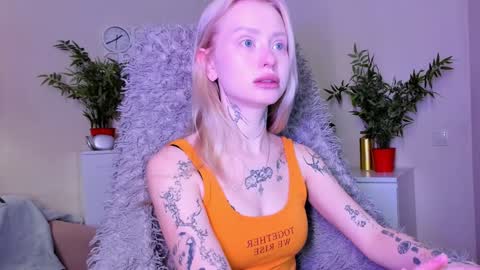 kris_grant online show from 8, 12, 2024