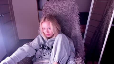 kris_grant online show from 26, 1, 2025