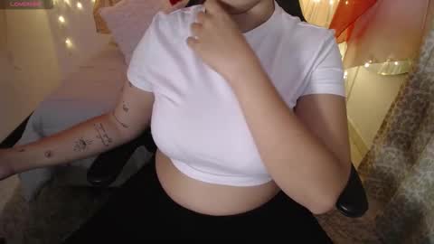 Snapshot of krishnaveni435486 chatting on 29, 11, 2025 Krish online show from 29, 11, 2025