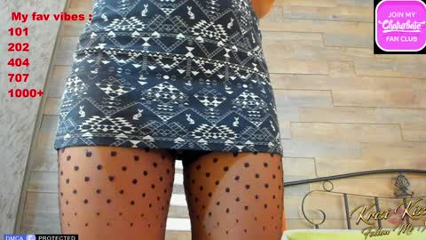 Snapshot of krisi_kiss chatting on 18, 1, 2025 KrisiFollow me  Thumb UP  online show from 18, 1, 2025