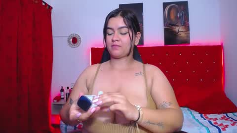 kriss_sweetboobs online show from 26, 1, 2025