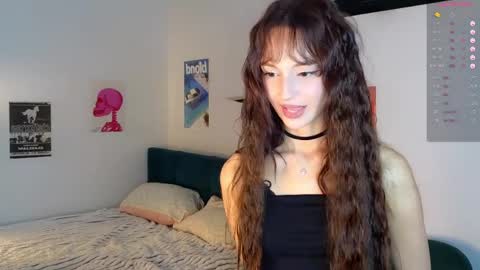 Snapshot of krisss__kisss chatting on 3, 5, 2026 Kriss online show from 3, 5, 2026