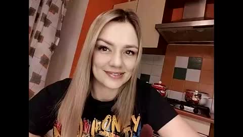 KrissSexi online show from 7, 2, 2025