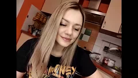 KrissSexi online show from 8, 2, 2025