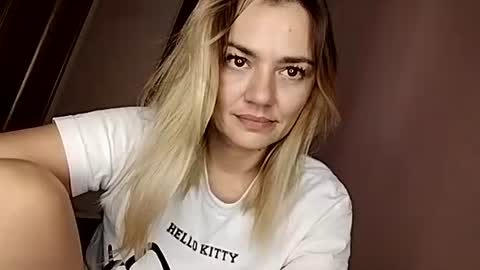 KrissSexi online show from 16, 9, 2025