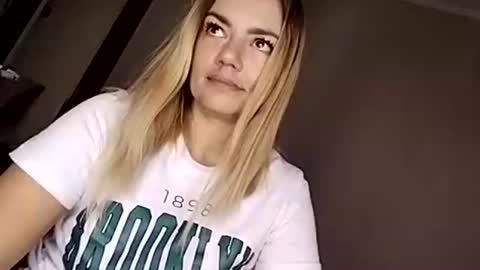 KrissSexi online show from 6, 10, 2025