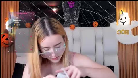 Snapshot of kristal_joi_dl chatting on 29, 10, 2025 kristal online show from 29, 10, 2025