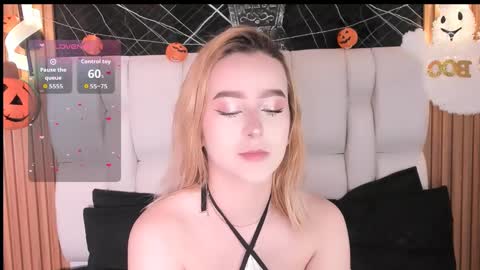 Snapshot of kristal_joi_dl chatting on 30, 10, 2025 kristal online show from 30, 10, 2025