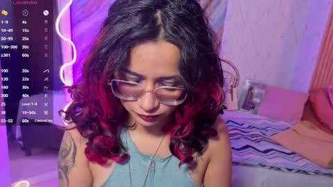 kristen_tay online show from 27, 5, 2026