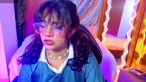 Snapshot of kristen_tay chatting on 6, 7, 2026 kristen_tay online show from 6, 7, 2026