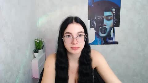 Snapshot of kristenx_x chatting on 2, 10, 2025 Kristen online show from 2, 10, 2025