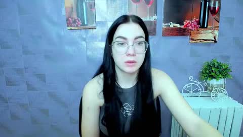 Snapshot of kristenx_x chatting on 20, 10, 2025 Kristen online show from 20, 10, 2025