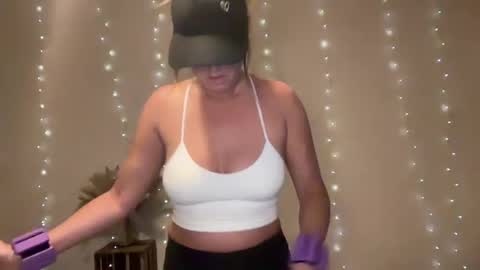 Kristi online show from 8, 9, 2025