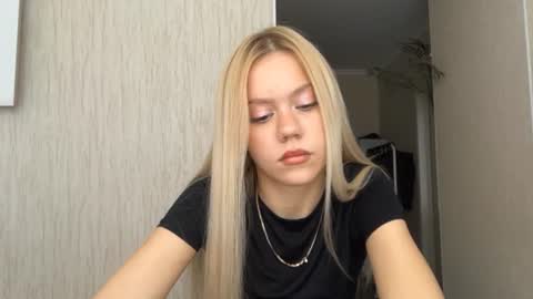 Snapshot of kristifelicien chatting on 10, 7, 2026 Blake online show from 10, 7, 2026