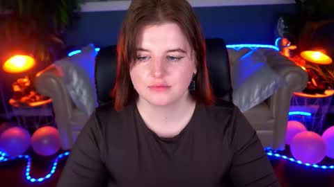 Snapshot of kristifoxy chatting on 6, 3, 2026 kristifoxy online show from 6, 3, 2026