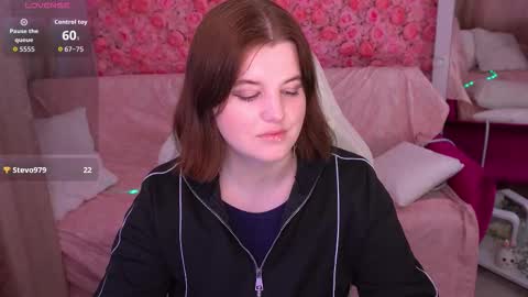 kristifoxy online show from 9, 3, 2026