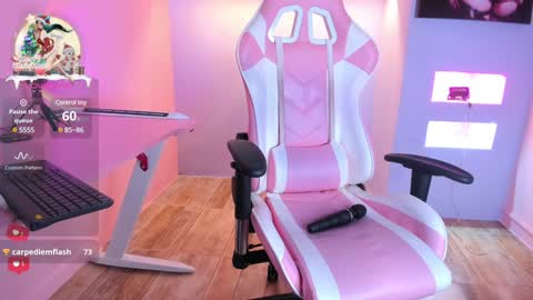 Snapshot of kristinwall chatting on 7, 1, 2025 KristinWall online show from 7, 1, 2025