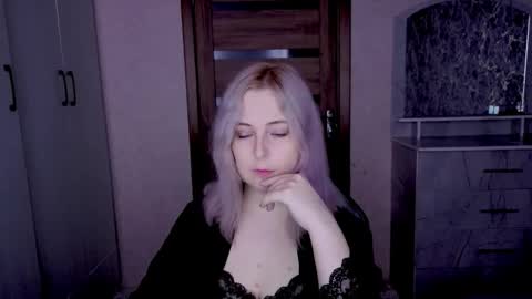 Kristy online show from 9, 3, 2026