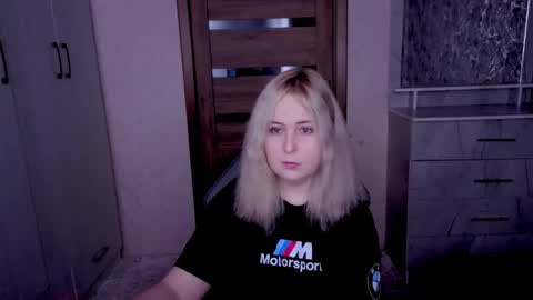 Kristy online show from 5, 4, 2026