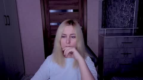 Kristy online show from 10, 4, 2026