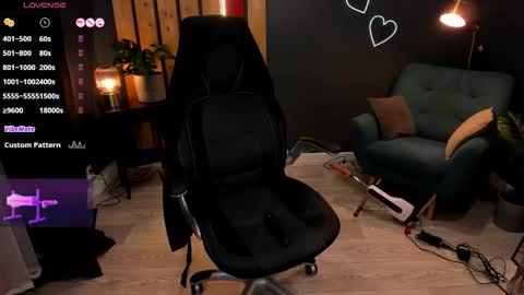 Monika online show from 28, 9, 2025