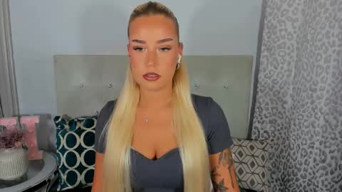 KristyFlowers online show from 28, 5, 2026
