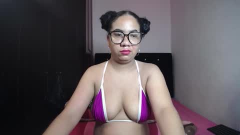 kristynsmith20 online show from 15, 9, 2025