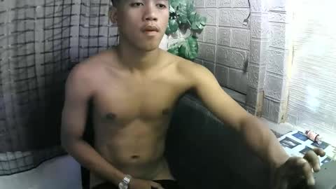 Snapshot of kritthanarkorn chatting on 7, 11, 2025 kritthanarkorn online show from 7, 11, 2025