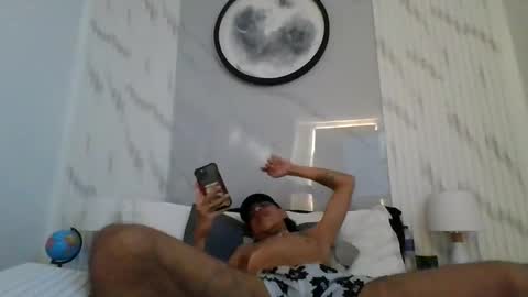 Snapshot of krlitoshincapie chatting on 27, 10, 2025 krlitoshincapie online show from 27, 10, 2025