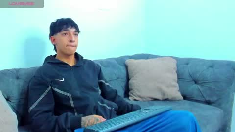 Kroy Wave  Muscle Tattoos Latino online show from 29, 6, 2026