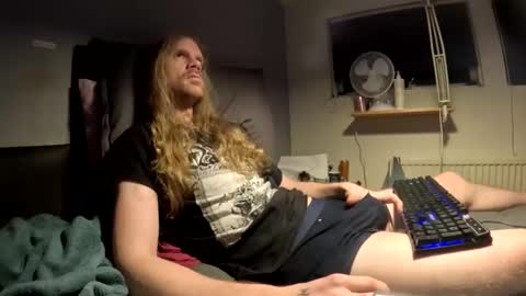 Krullz online show from 16, 12, 2025