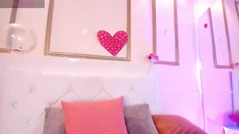 Kystal Taylor online show from 2, 3, 2025