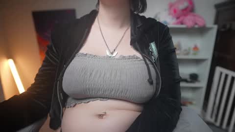 Snapshot of krystalsyxx chatting on 15, 2, 2025 Krystal Syx online show from 15, 2, 2025