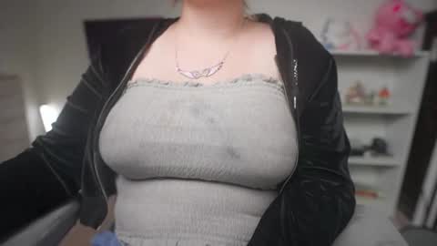 Snapshot of krystalsyxx chatting on 30, 9, 2025 Krystal Syx online show from 30, 9, 2025