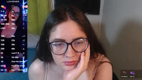 kryystaladams online show from 29, 4, 2026
